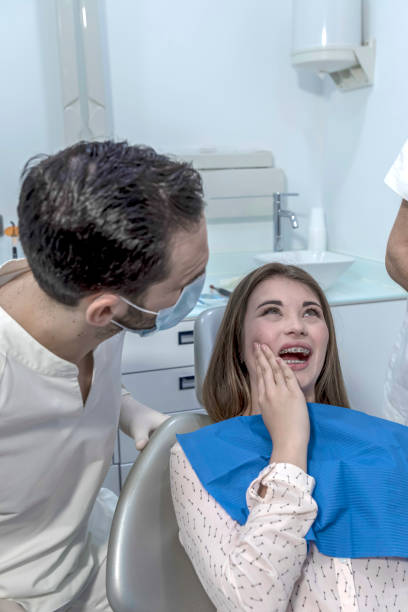 Best Emergency Dental Extractions in Omro, WI